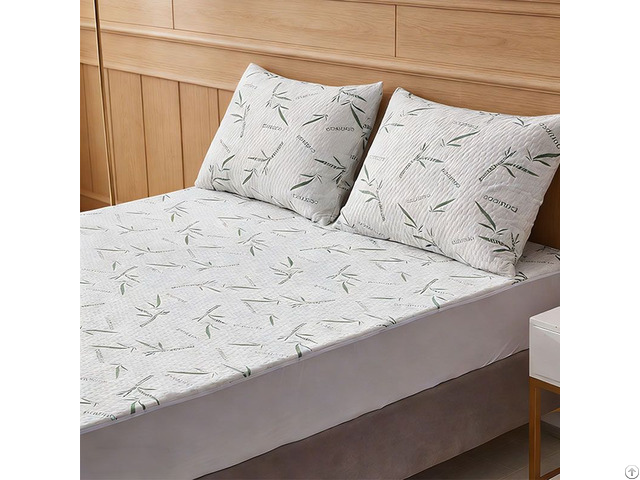 High Quality Hypoallergenic Anti Bacteria Air Permeable Bamboo Waterproof Mattress Protector