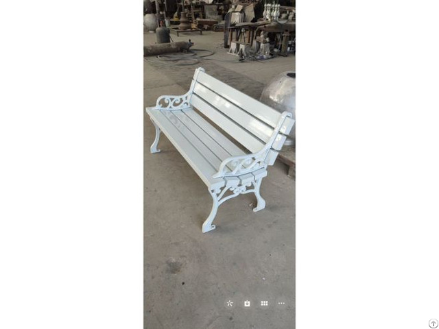 An Aluminum Patio Furniture