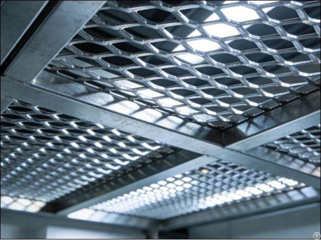 Architectural Expanded Mesh For Building Facades And Ceilings