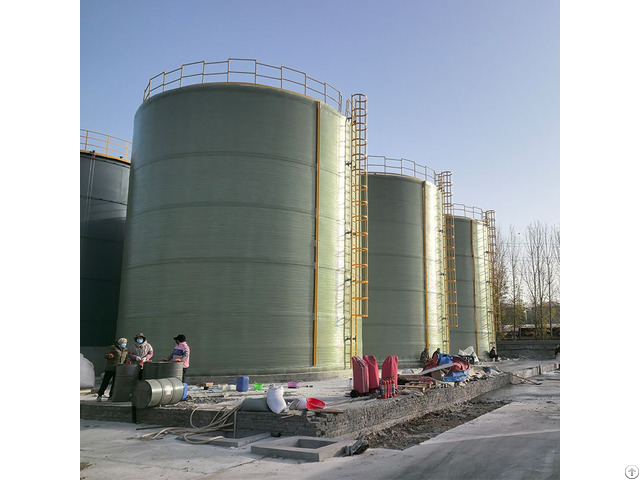 A Vertical Hydrochloric Acid Storage Tank