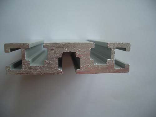 1560b China Aluminum Profiles