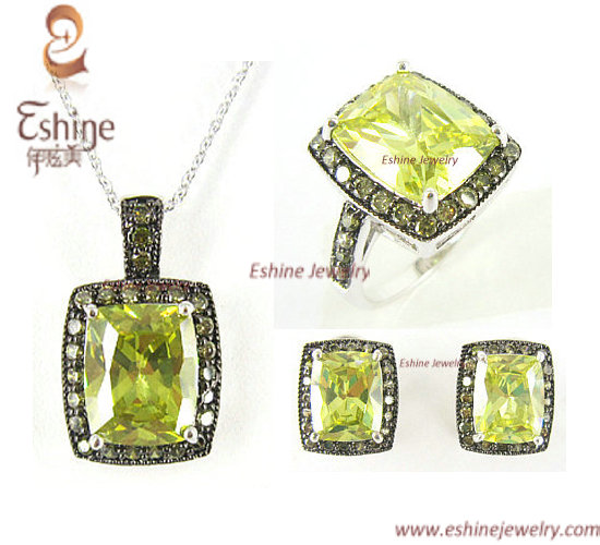 2014 Fashion Brass Jewelry Set With Cushion Peridot Cz Stones Party