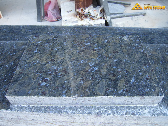 China Butterfly Blue Countertop