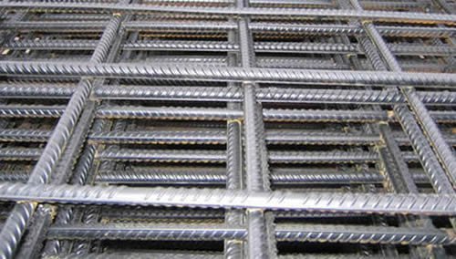 Concrete Reinforcing Mesh Reinforces Building Wall Construction