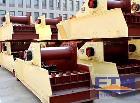 Famous Brand Vibrating Feeder For Sale