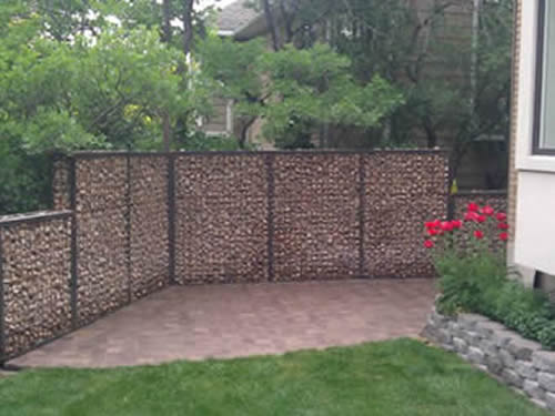 Landscape Gabion Wall Makes Common Property Absorbing