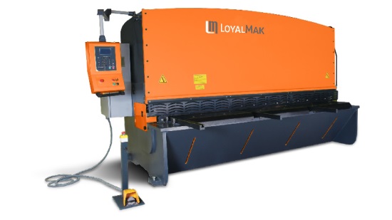 Loyalmak Versacut Hydraulic Variable Rake Guillotine Shear