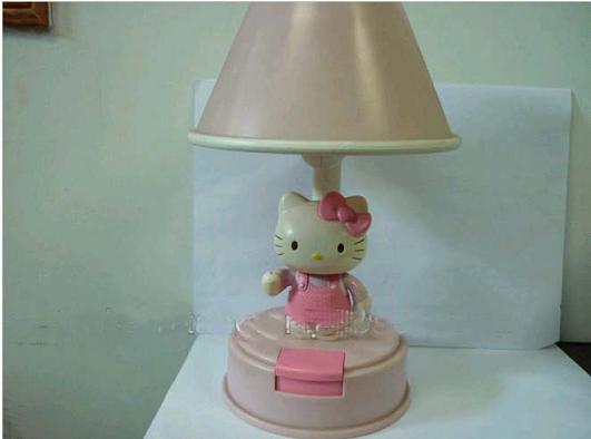 Pretty Hello Kity Desk Lamp