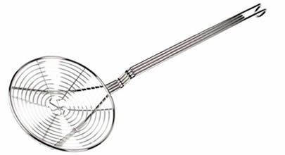 Spiral Wire Skimmer For Easy Sieving In Kitchens