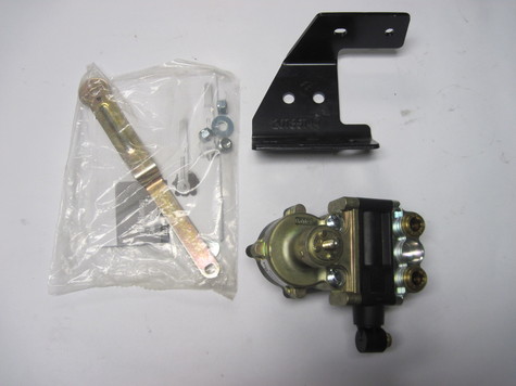 Volvo Truck Level Valve 85109873