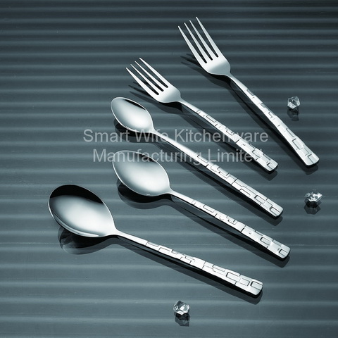 Western Tableware Dining Spoon With Fast Delivery