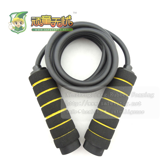 220x Bicolor Sponge Handle Jump Rope Skipping