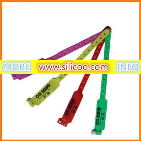 Custom Plastic Wristbands