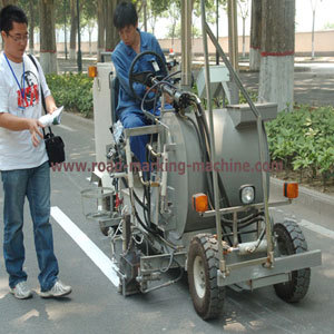 Traffic Lanes Painting Truck Road Marking Equipment