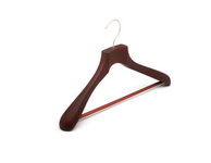 Wooden Hangers Tmr 010